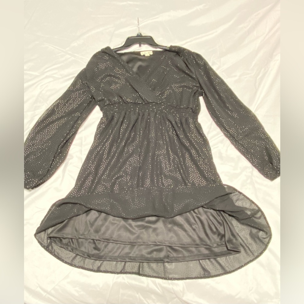 BLACK BLOUSE INDIGO ROSE in large for juniors